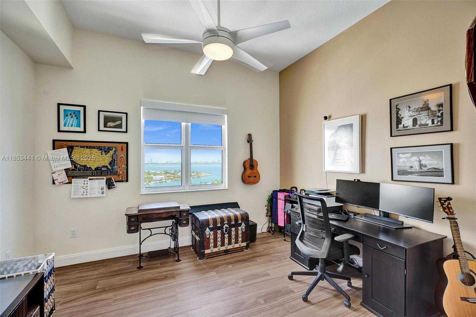 Small Image of 7900 HARBOR ISLAND DR #PH15, North Bay Village Number 31