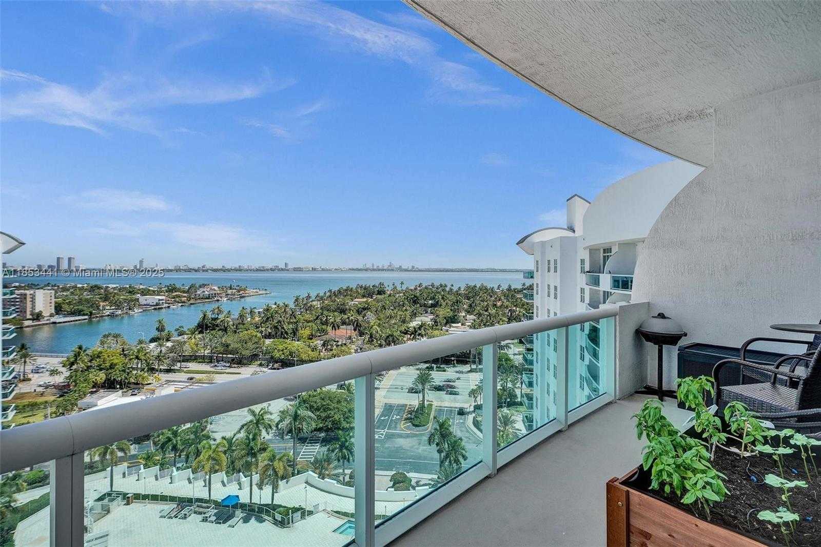 Small Image of 7900 HARBOR ISLAND DR #PH15, North Bay Village Number 44