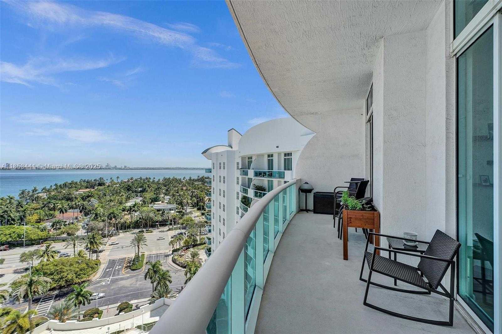 Small Image of 7900 HARBOR ISLAND DR #PH15, North Bay Village Number 47