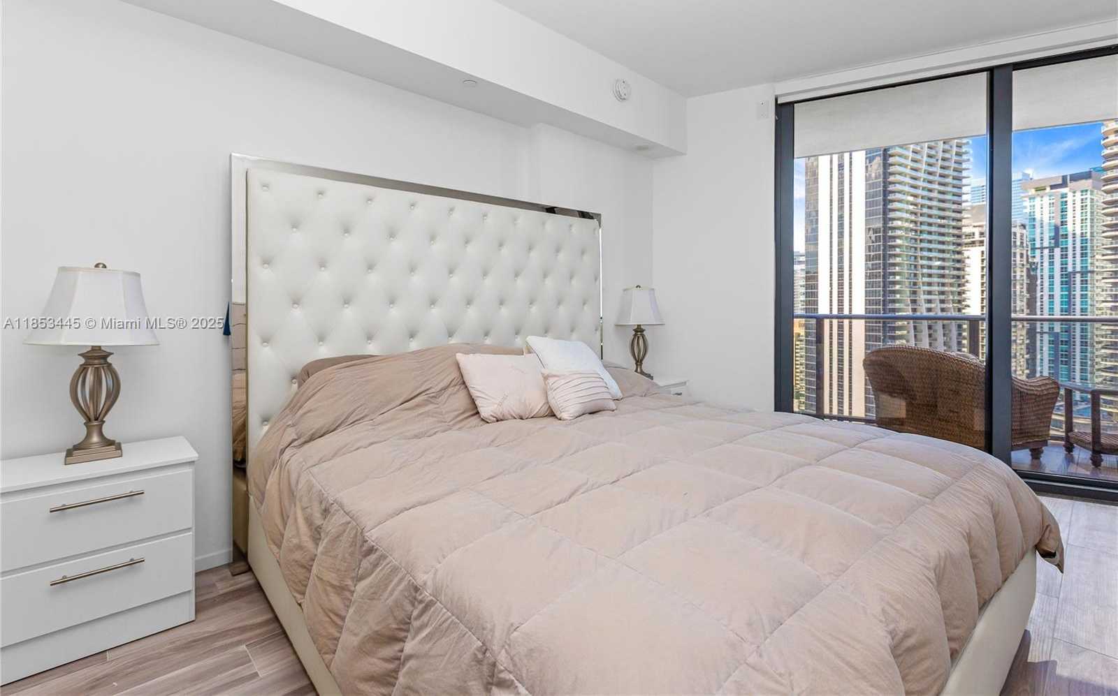 Small Image of 801 SOUTH MIAMI AVE #2503, Miami Number 21
