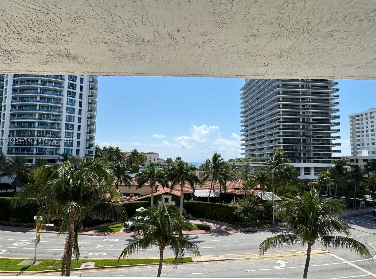 Small Image of 5900 COLLINS AVE #502, Miami Beach Number 19