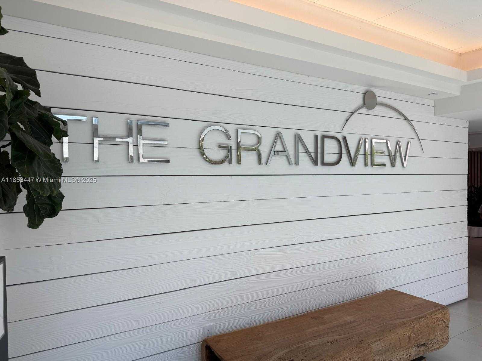 Small Image of 5900 COLLINS AVE #502, Miami Beach Number 2