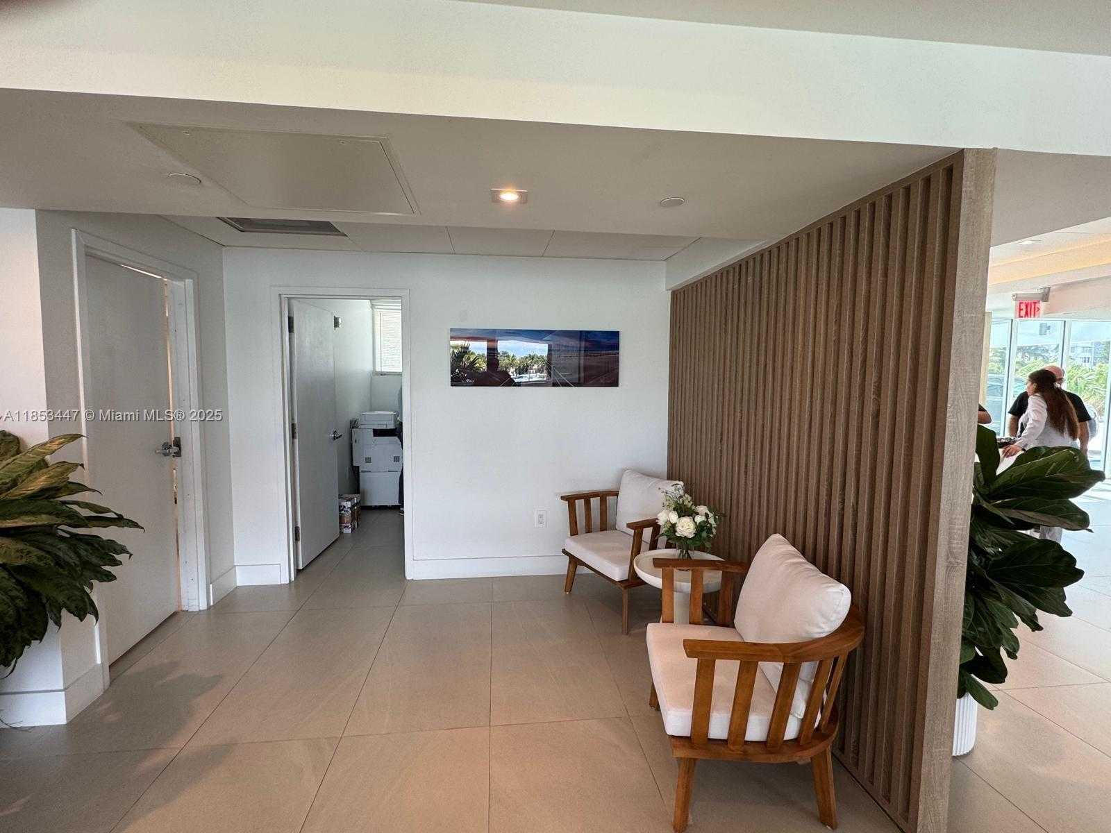 Small Image of 5900 COLLINS AVE #502, Miami Beach Number 5