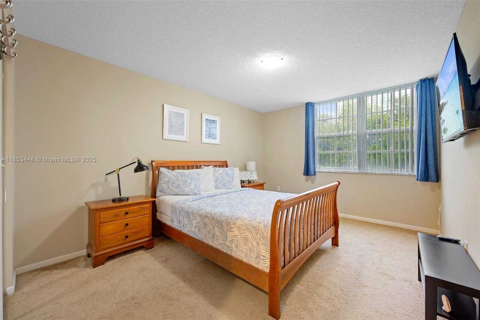Small Image of 19999 EAST COUNTRY CLUB DR #1208, Aventura Number 14