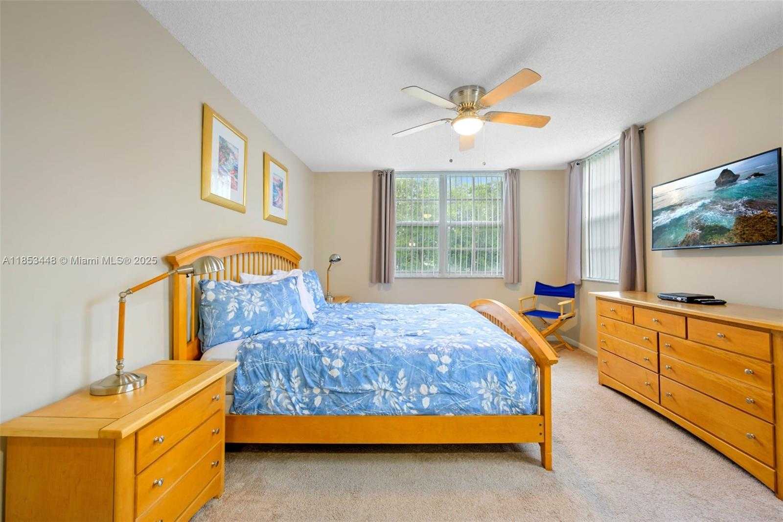 Small Image of 19999 EAST COUNTRY CLUB DR #1208, Aventura Number 19