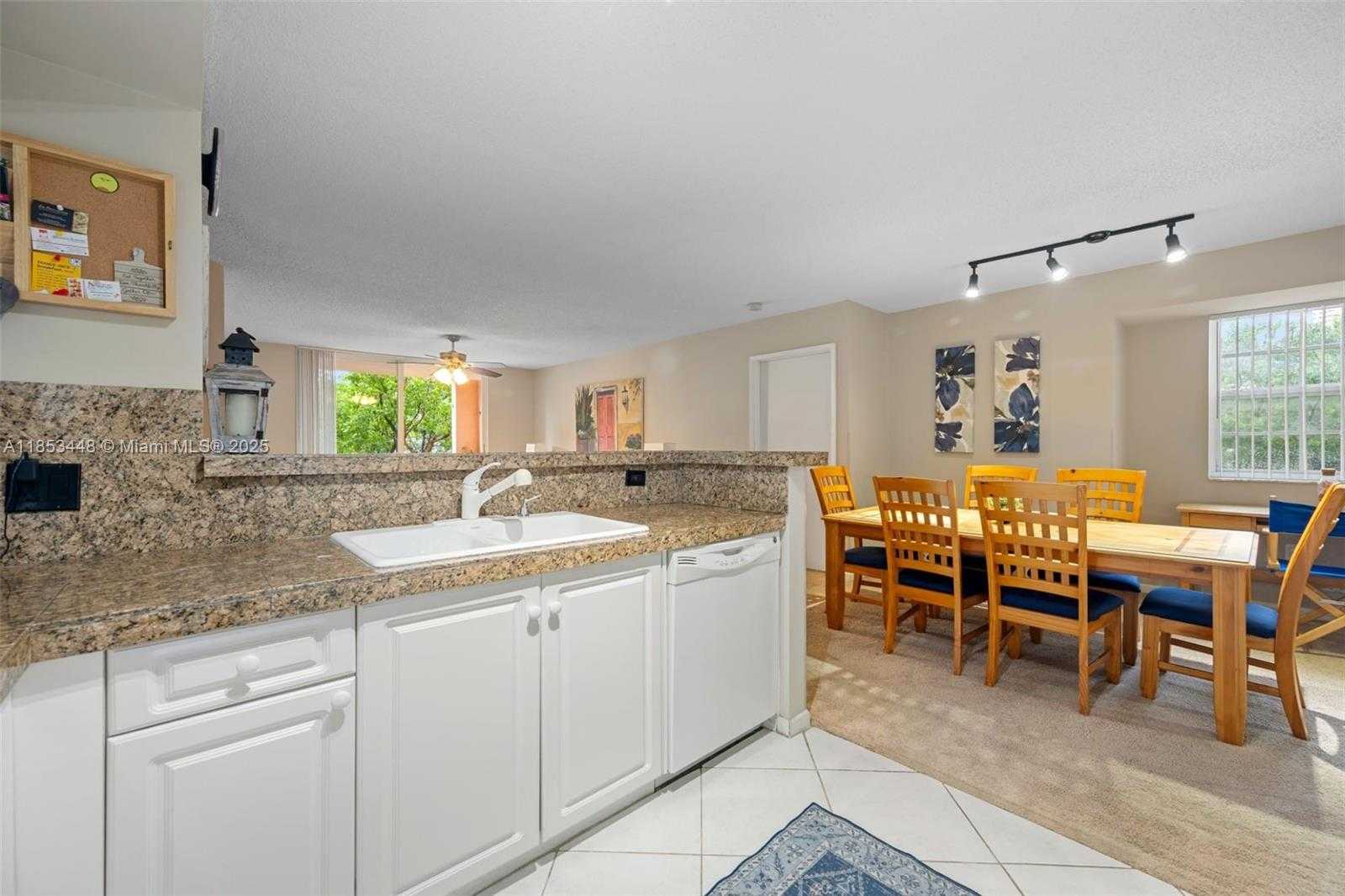 Small Image of 19999 EAST COUNTRY CLUB DR #1208, Aventura Number 5