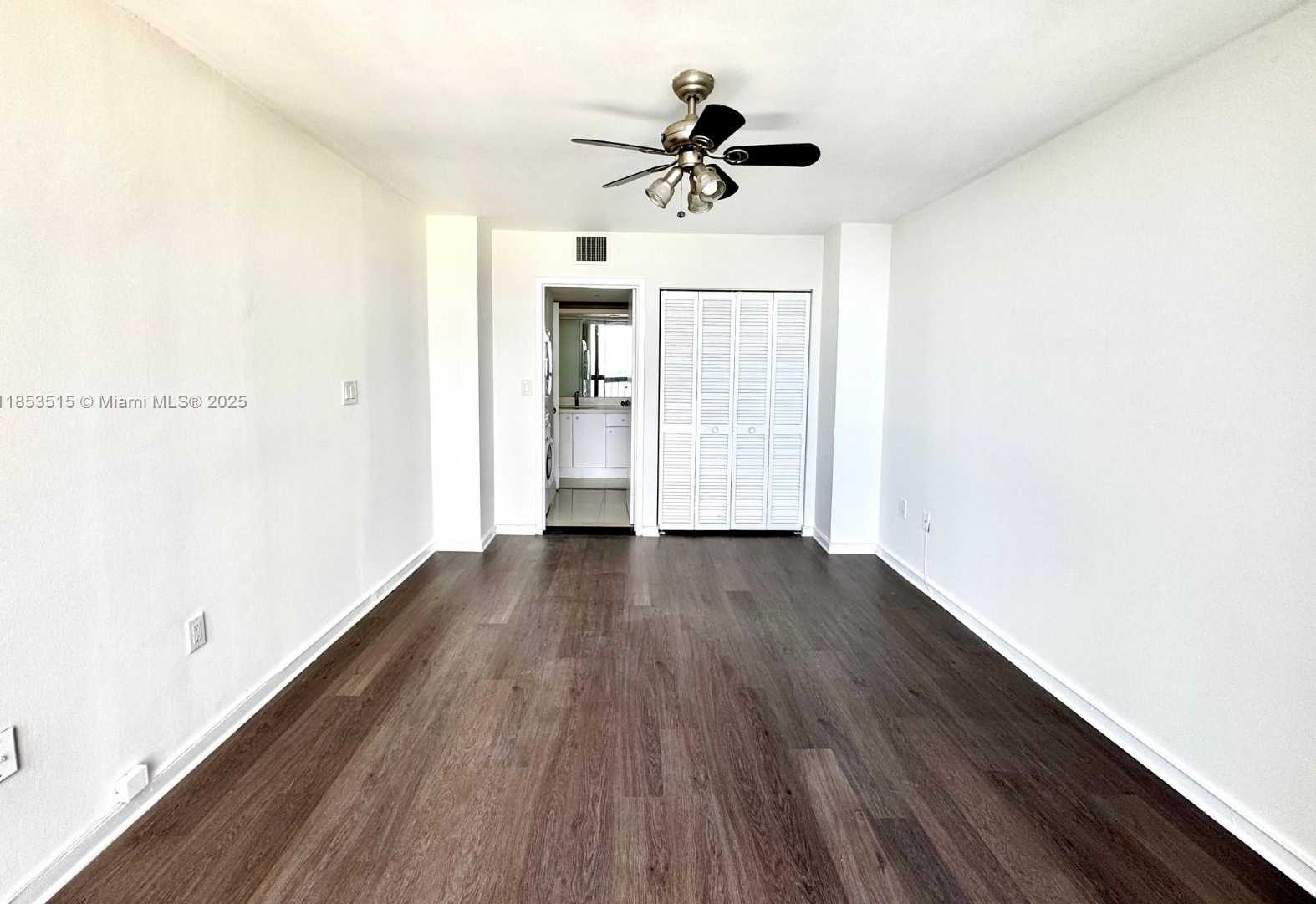 Small Image of 2333 BRICKELL AVE #2607, Miami Number 11