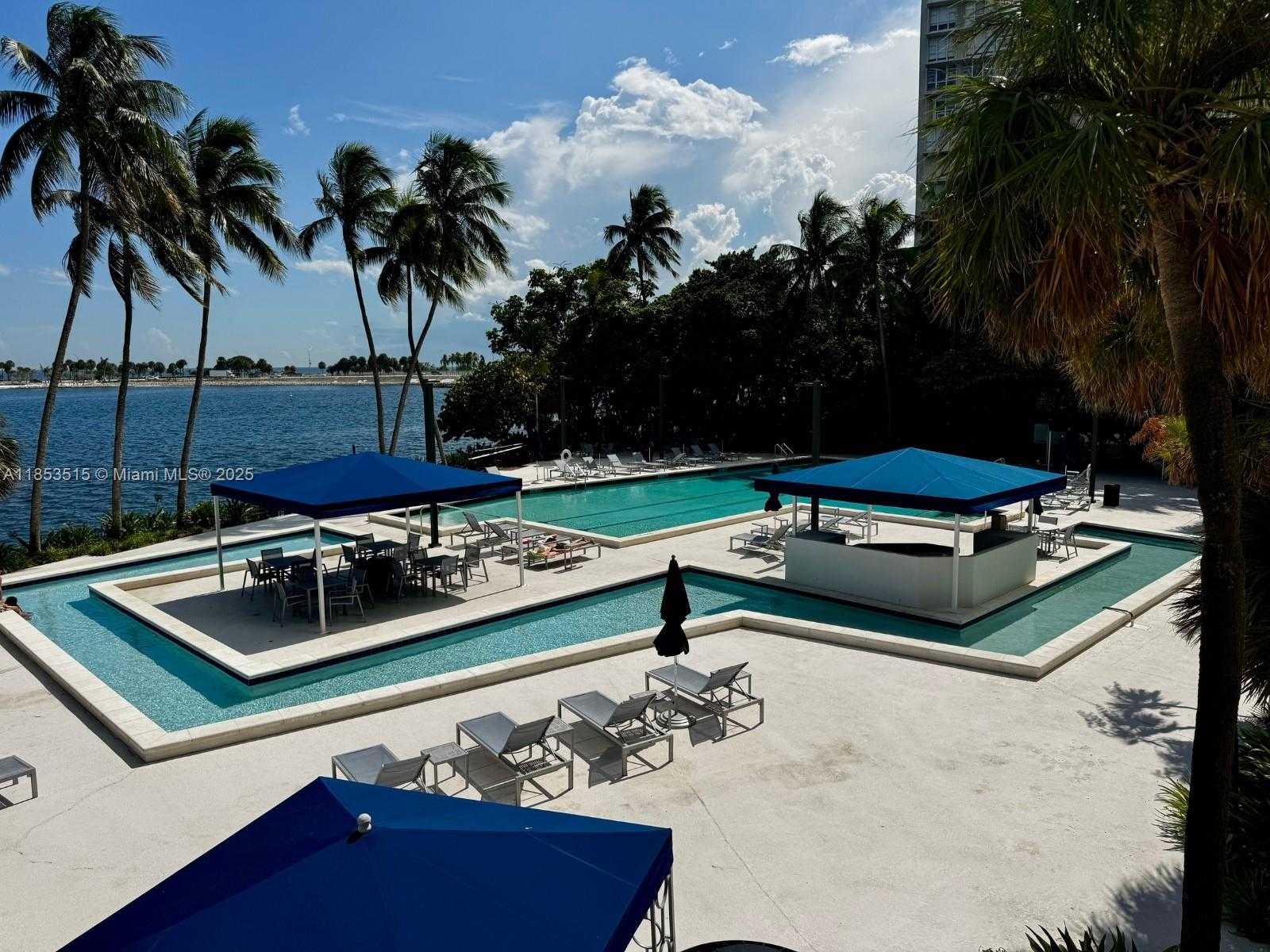 Small Image of 2333 BRICKELL AVE #2607, Miami Number 17