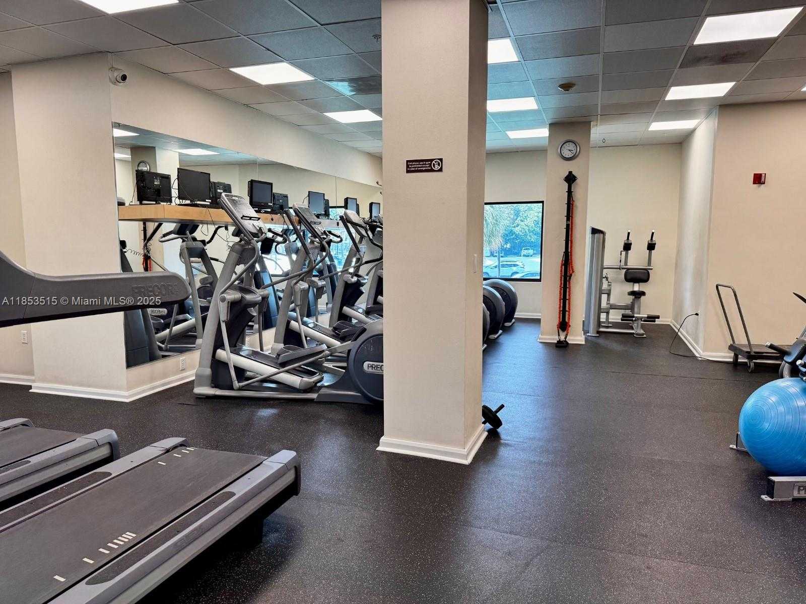 Small Image of 2333 BRICKELL AVE #2607, Miami Number 23