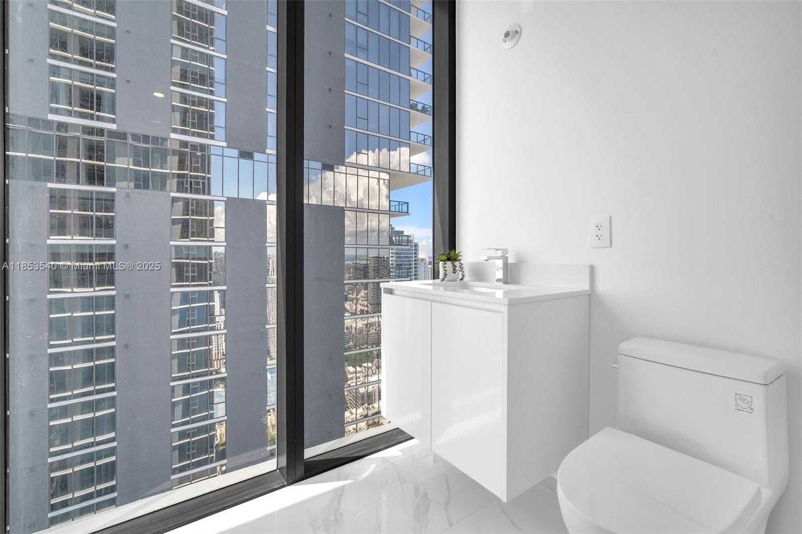 Small Image of 700 24TH ST #4507, Miami Number 35