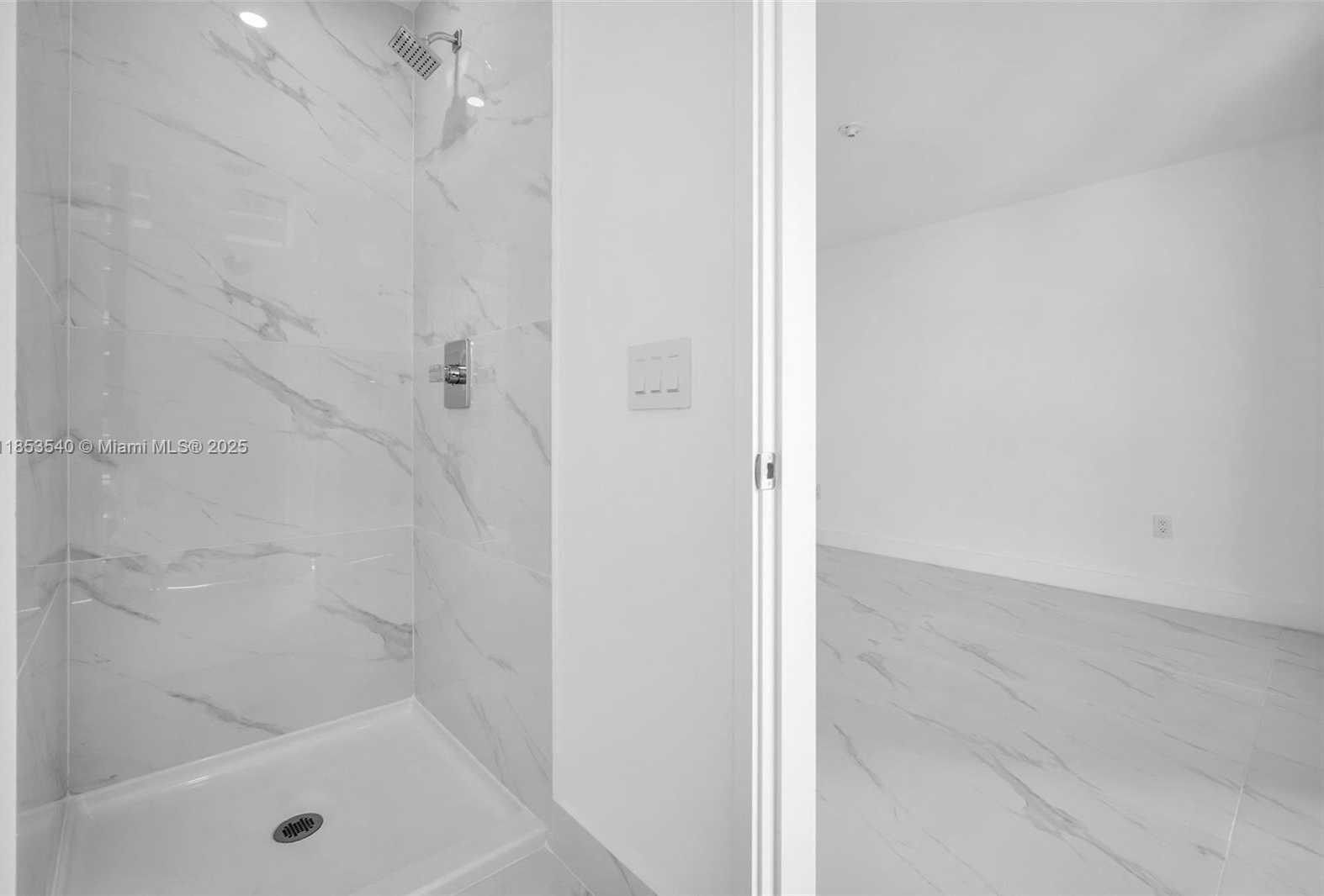 Small Image of 700 24TH ST #4507, Miami Number 36