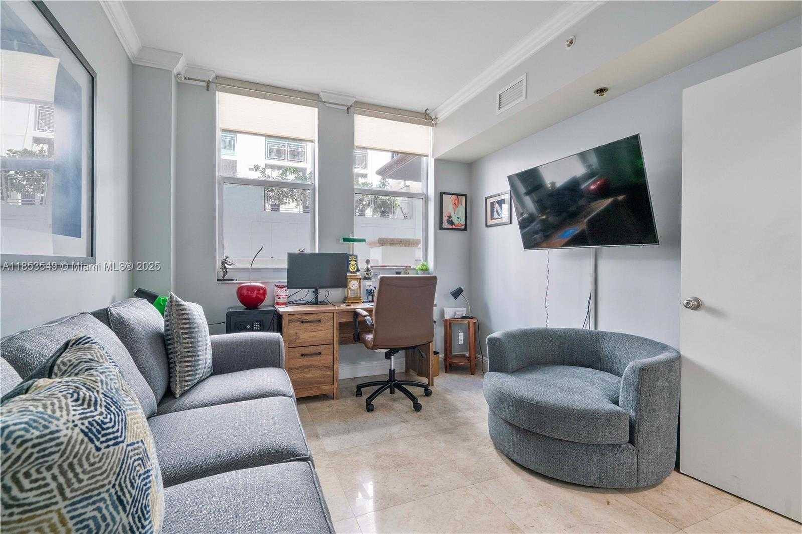 Small Image of 4100 SALZEDO ST #409, Coral Gables Number 11