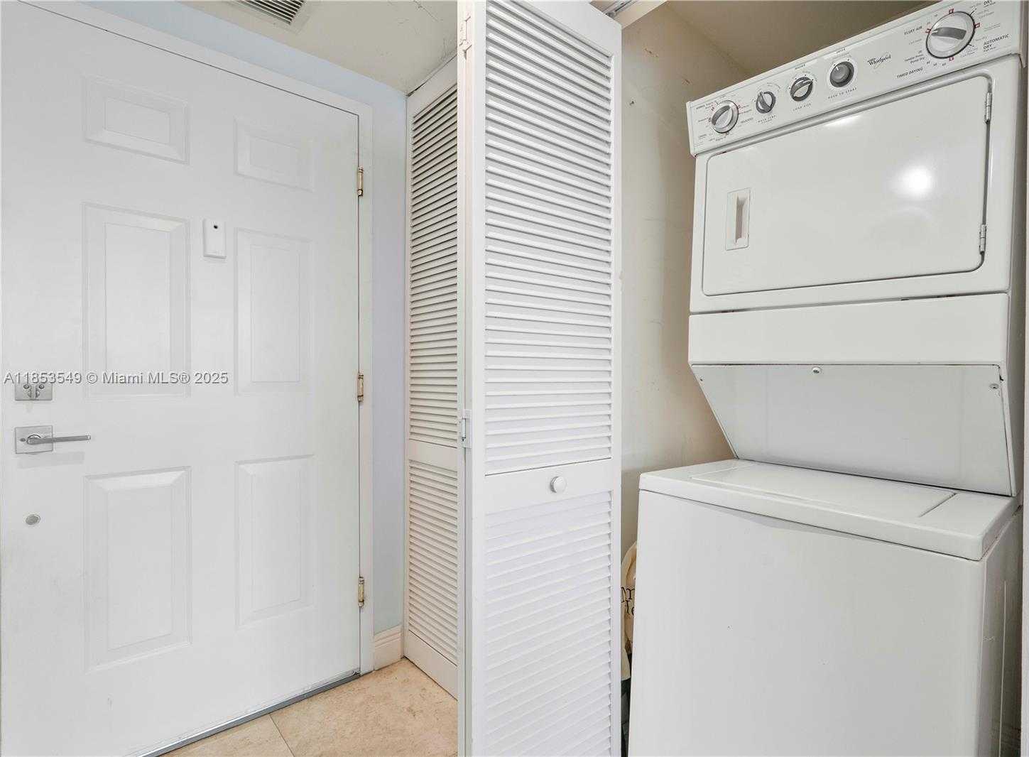 Small Image of 4100 SALZEDO ST #409, Coral Gables Number 20