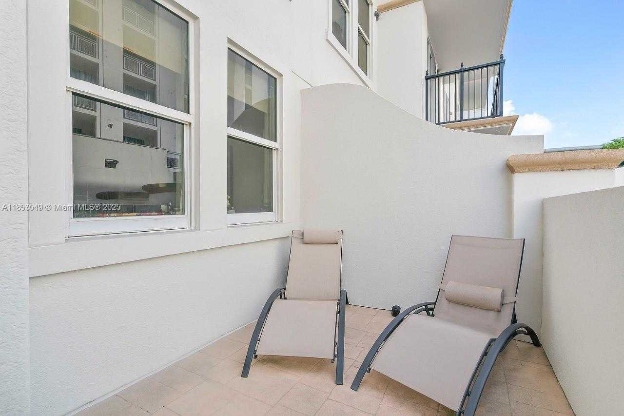 Small Image of 4100 SALZEDO ST #409, Coral Gables Number 22