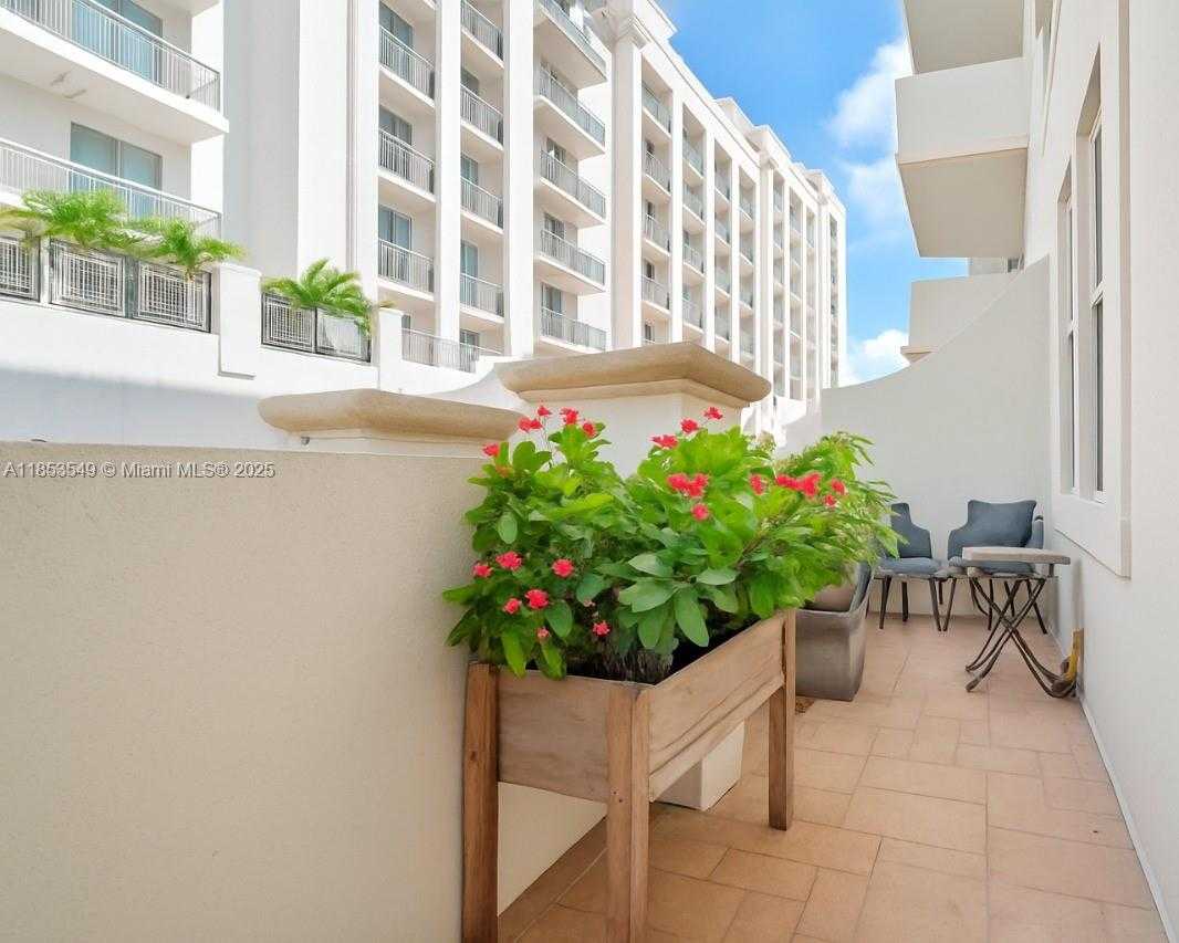 Small Image of 4100 SALZEDO ST #409, Coral Gables Number 24