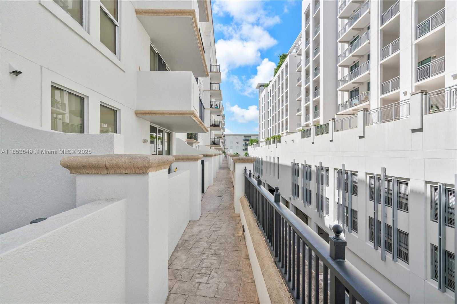Small Image of 4100 SALZEDO ST #409, Coral Gables Number 26