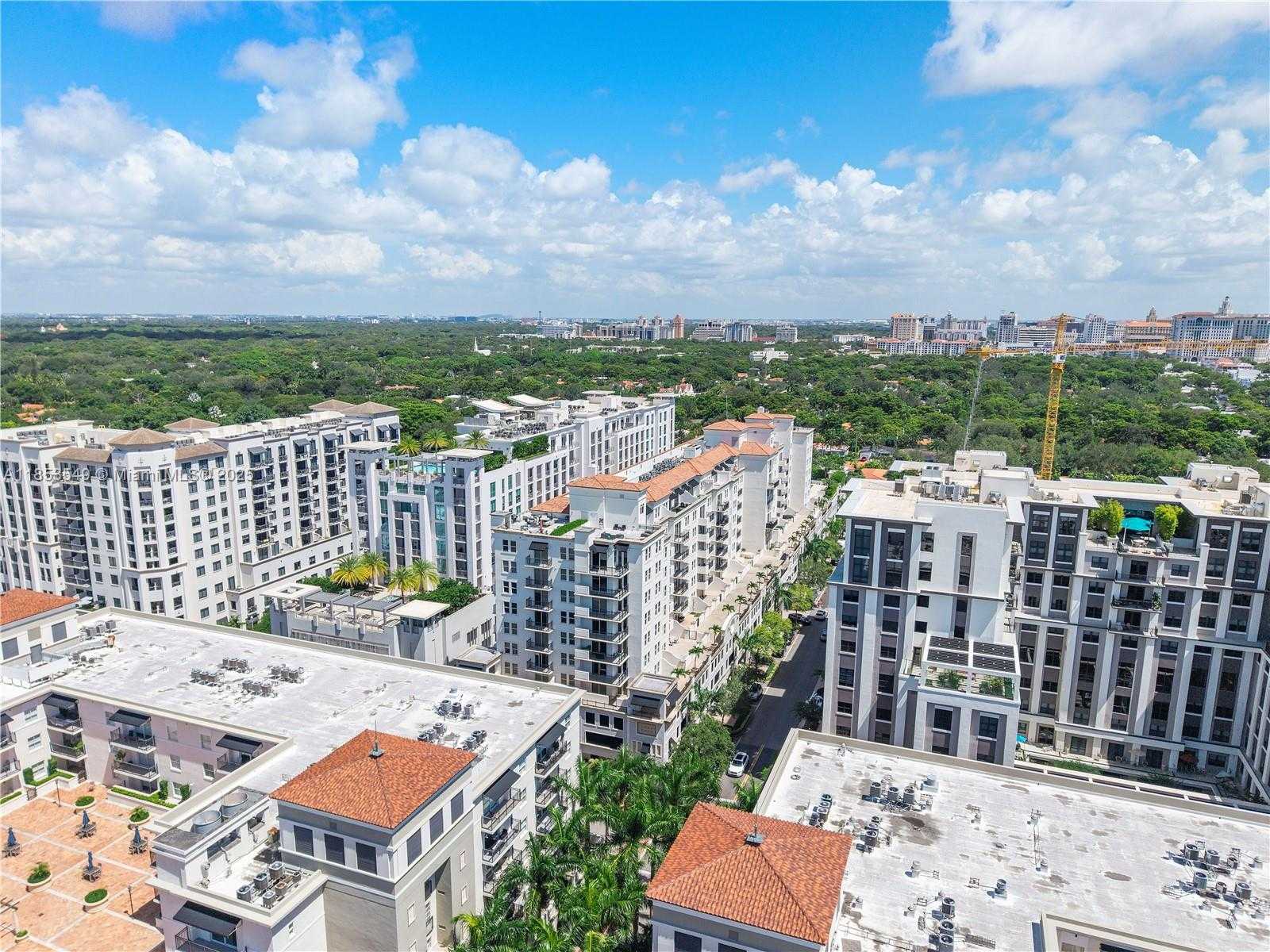 Small Image of 4100 SALZEDO ST #409, Coral Gables Number 41