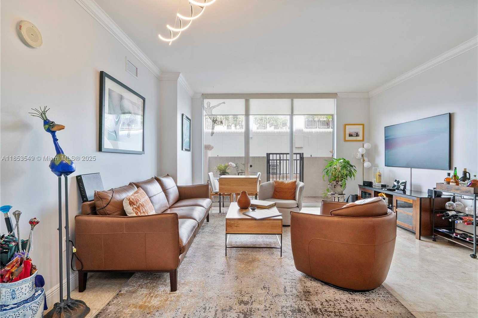 Small Image of 4100 SALZEDO ST #409, Coral Gables Number 6