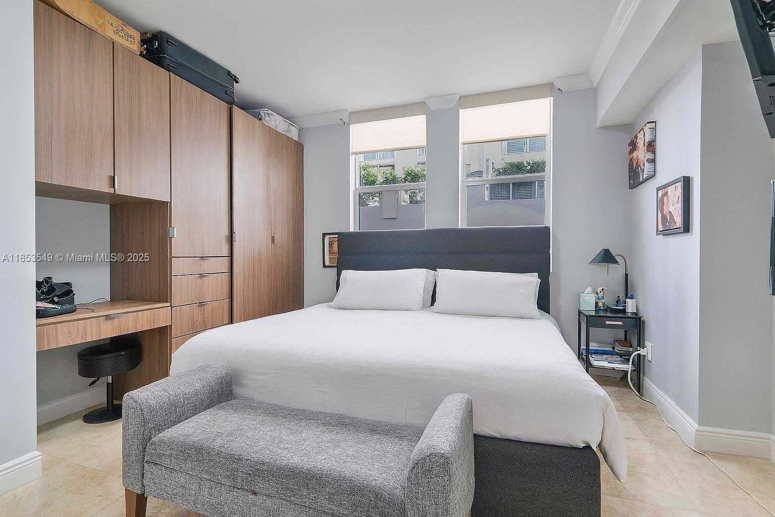 Small Image of 4100 SALZEDO ST #409, Coral Gables Number 8