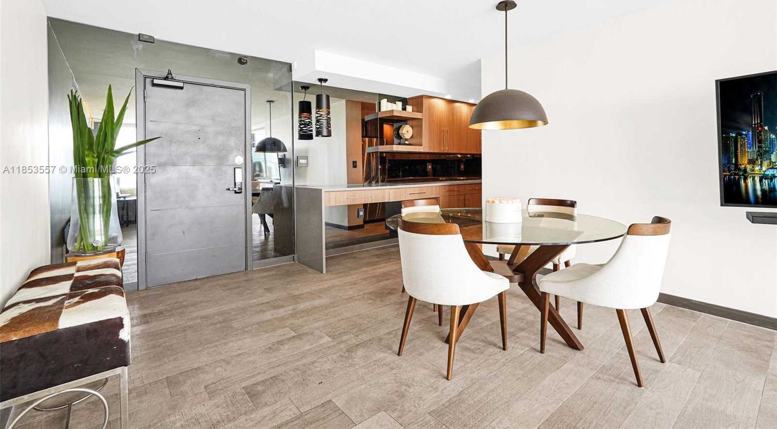 Small Image of 5151 COLLINS AVE #1519, Miami Beach Number 10