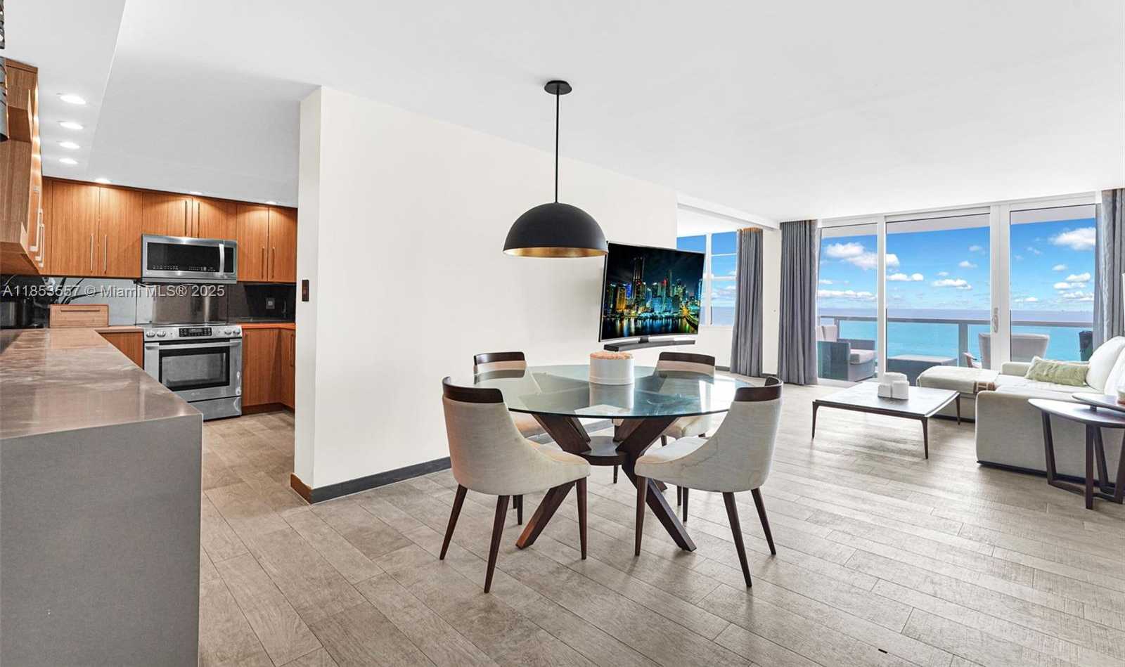 Small Image of 5151 COLLINS AVE #1519, Miami Beach Number 12