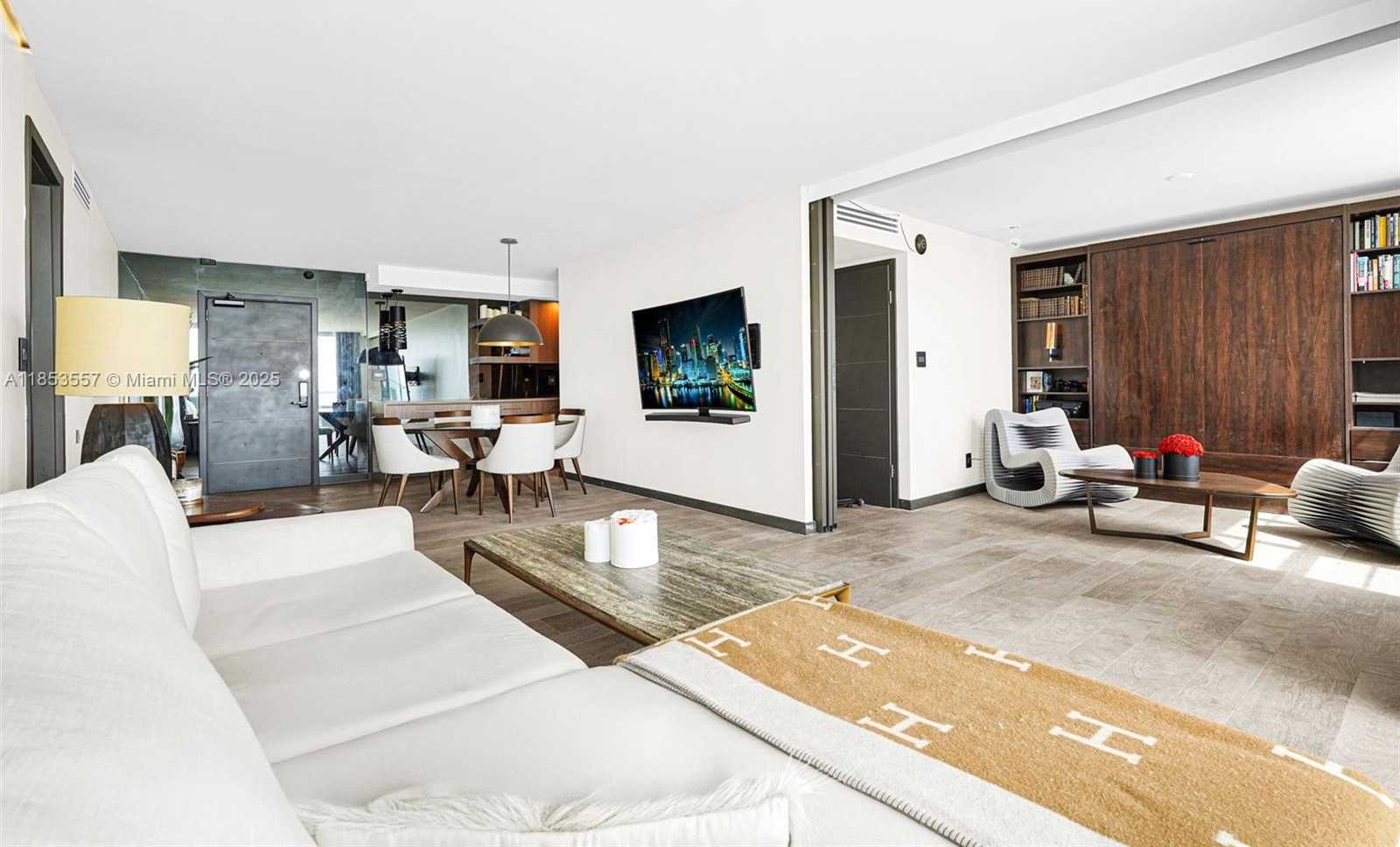 Small Image of 5151 COLLINS AVE #1519, Miami Beach Number 6