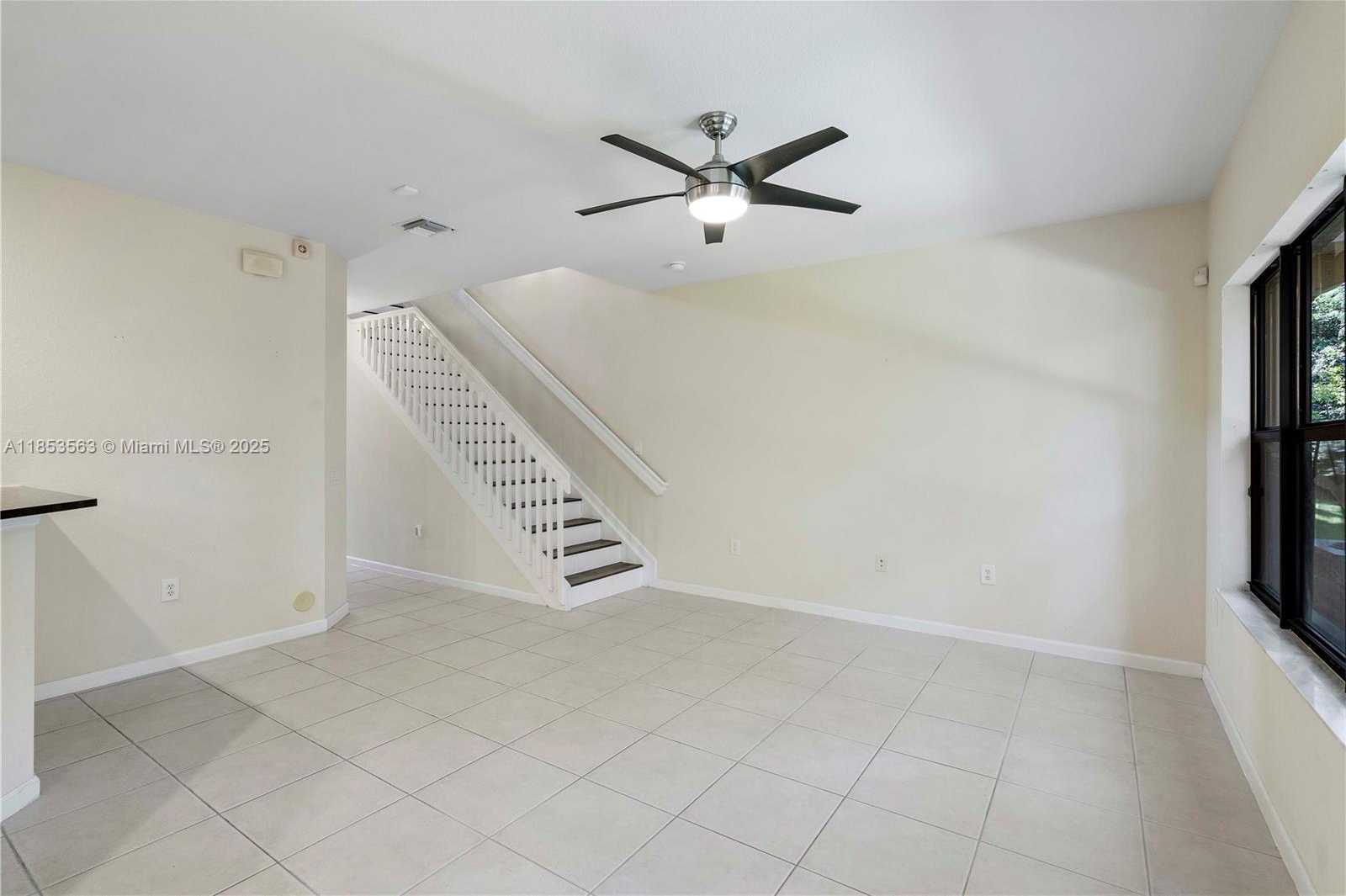 Small Image of 6116 EAST GRAND CYPRESS CIR E, Coconut Creek Number 17