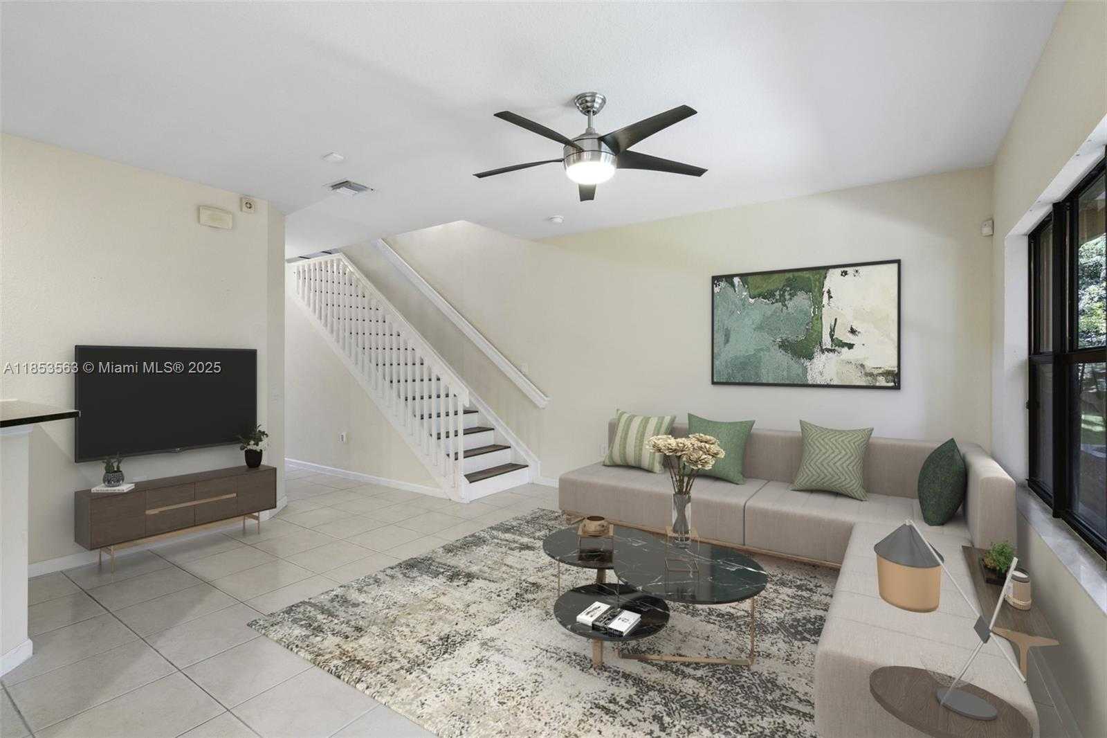 Small Image of 6116 EAST GRAND CYPRESS CIR E, Coconut Creek Number 3