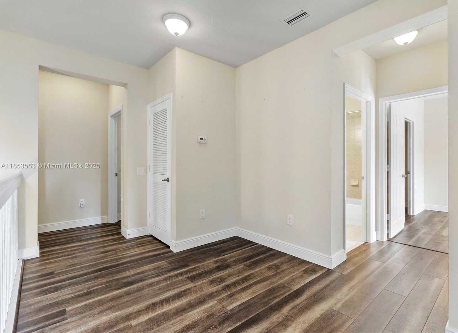 Small Image of 6116 EAST GRAND CYPRESS CIR E, Coconut Creek Number 34