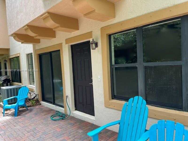 Small Image of 6116 EAST GRAND CYPRESS CIR E, Coconut Creek Number 45