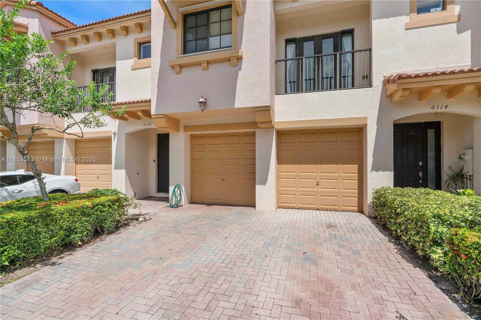 Small Image of 6116 EAST GRAND CYPRESS CIR E, Coconut Creek Number 57