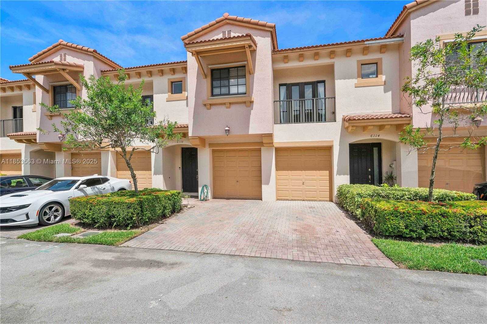 Small Image of 6116 EAST GRAND CYPRESS CIR E, Coconut Creek Number 58