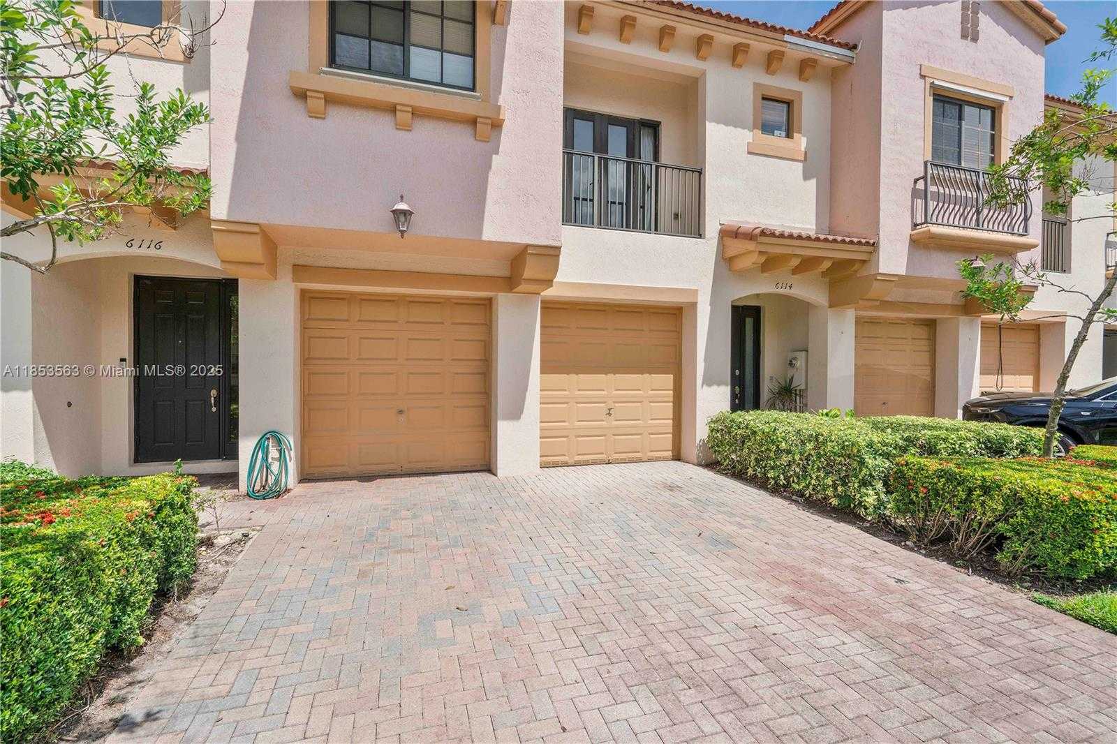 Small Image of 6116 EAST GRAND CYPRESS CIR E, Coconut Creek Number 59