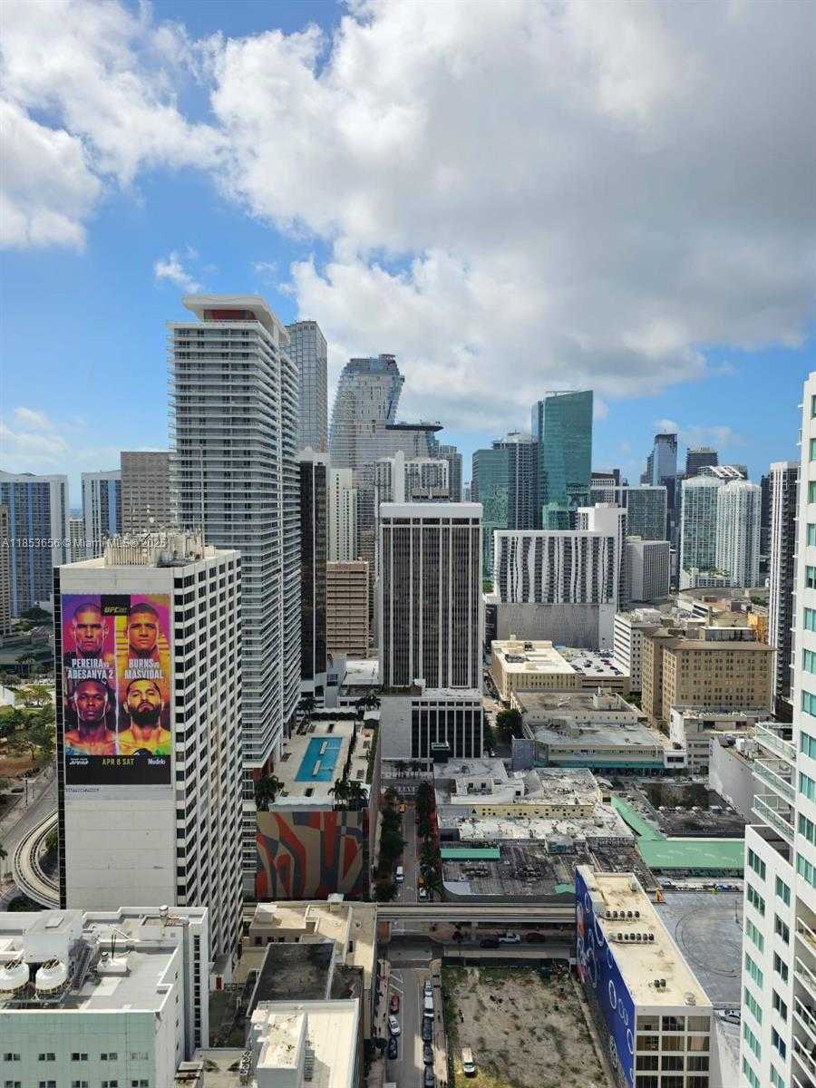 Small Image of 244 BISCAYNE BLVD #3707, Miami Number 4
