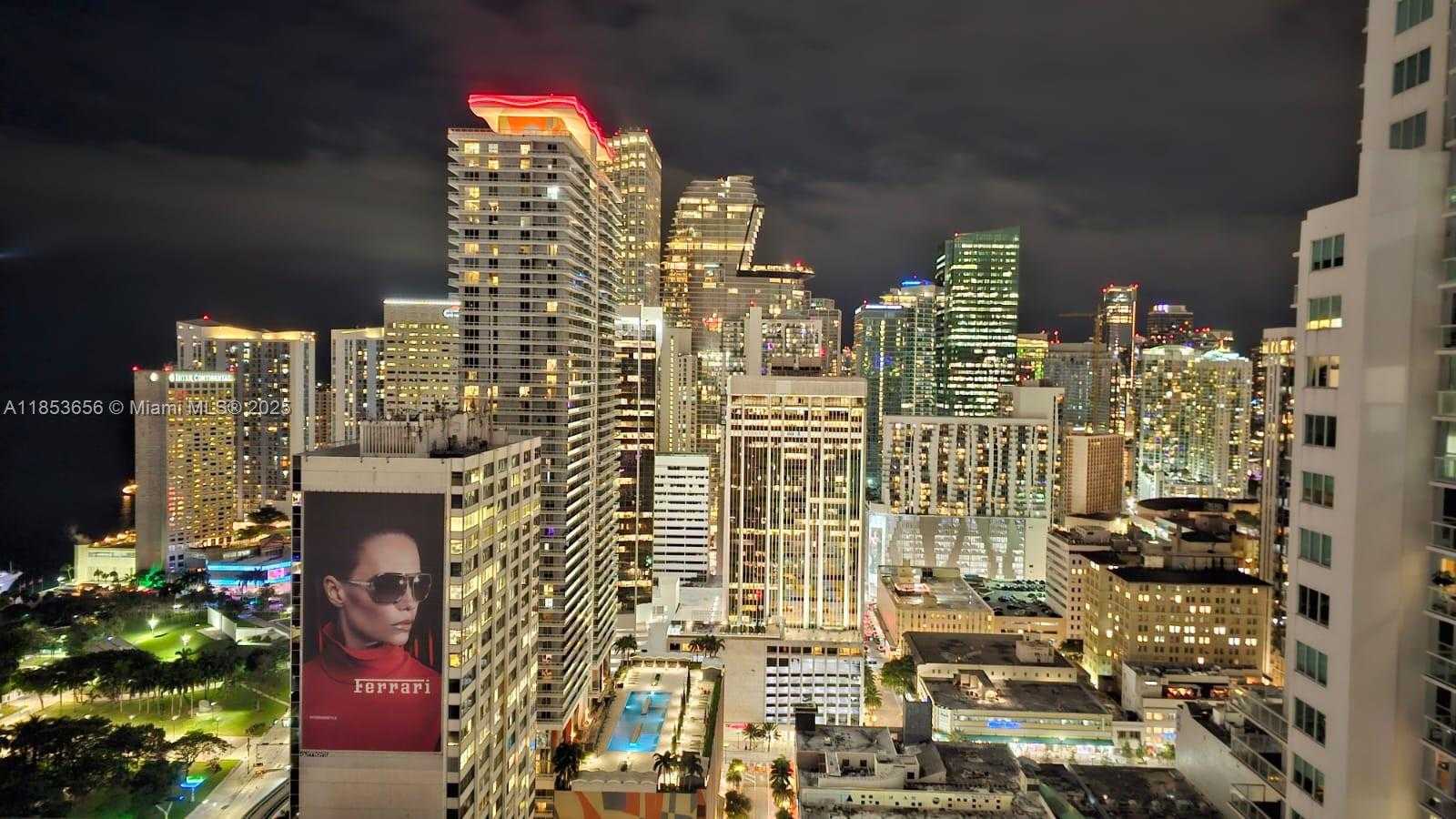Small Image of 244 BISCAYNE BLVD #3707, Miami Number 5