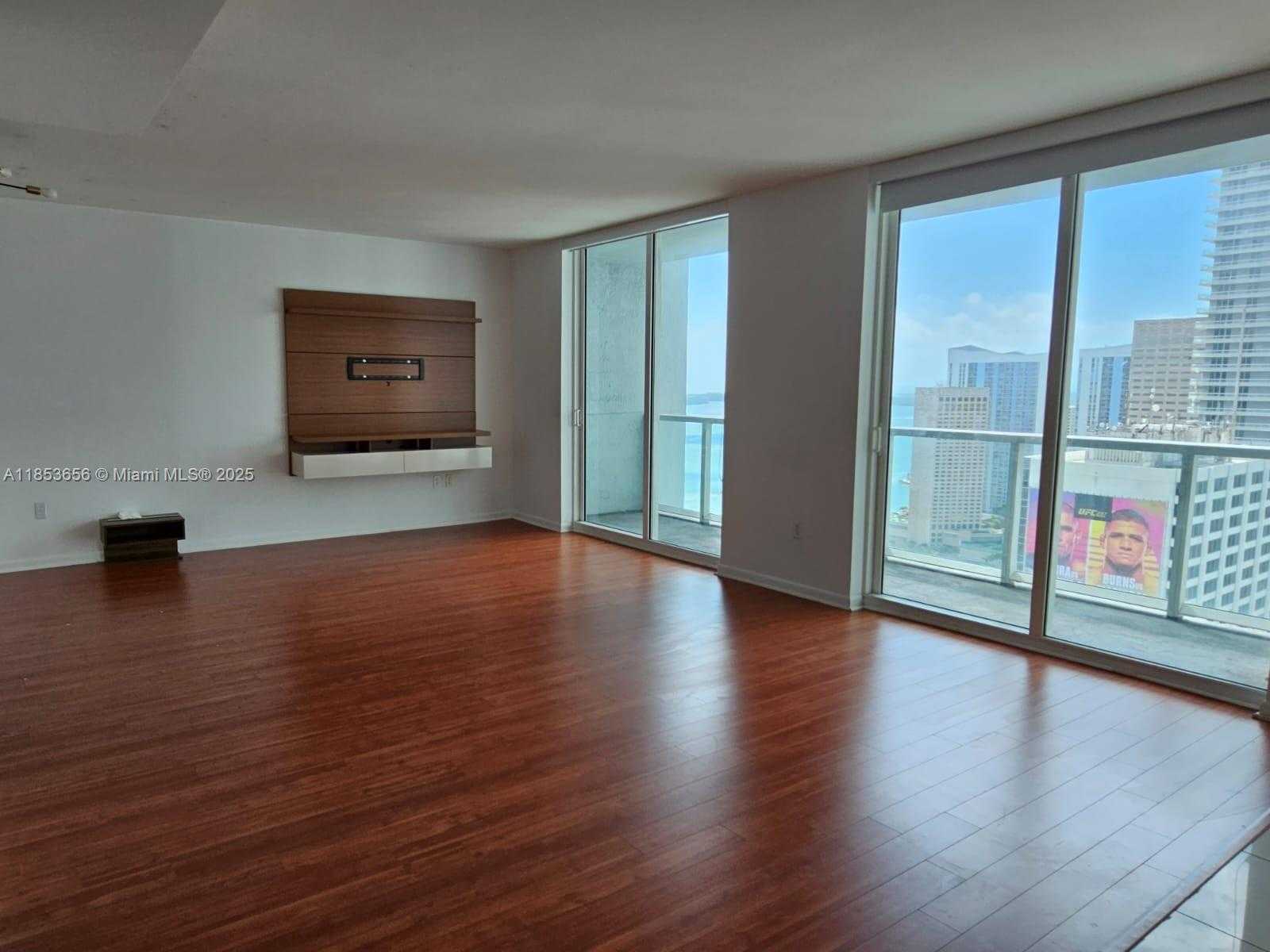 Small Image of 244 BISCAYNE BLVD #3707, Miami Number 8