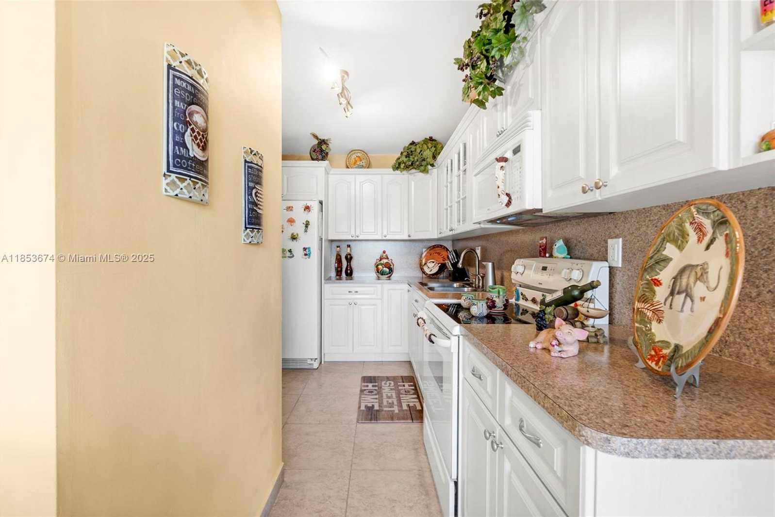 Small Image of 5900 SOUTH WEST 127TH AVE #3101, Miami Number 3