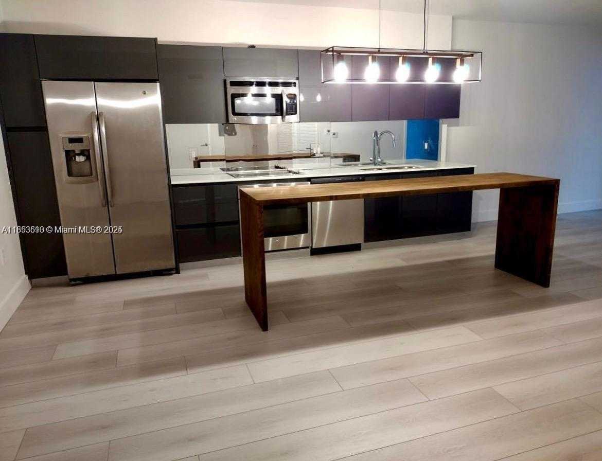 Small Image of 31 SOUTH EAST 6TH ST #2506, Miami Number 4