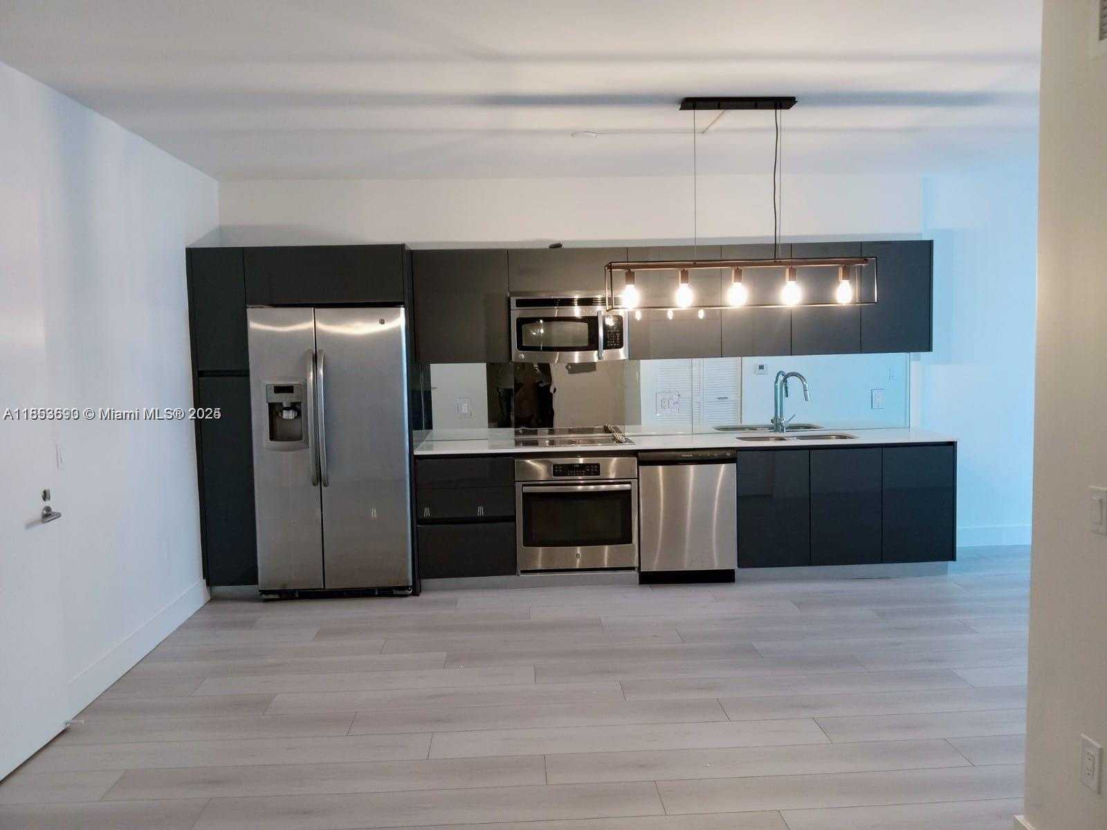 Small Image of 31 SOUTH EAST 6TH ST #2506, Miami Number 6