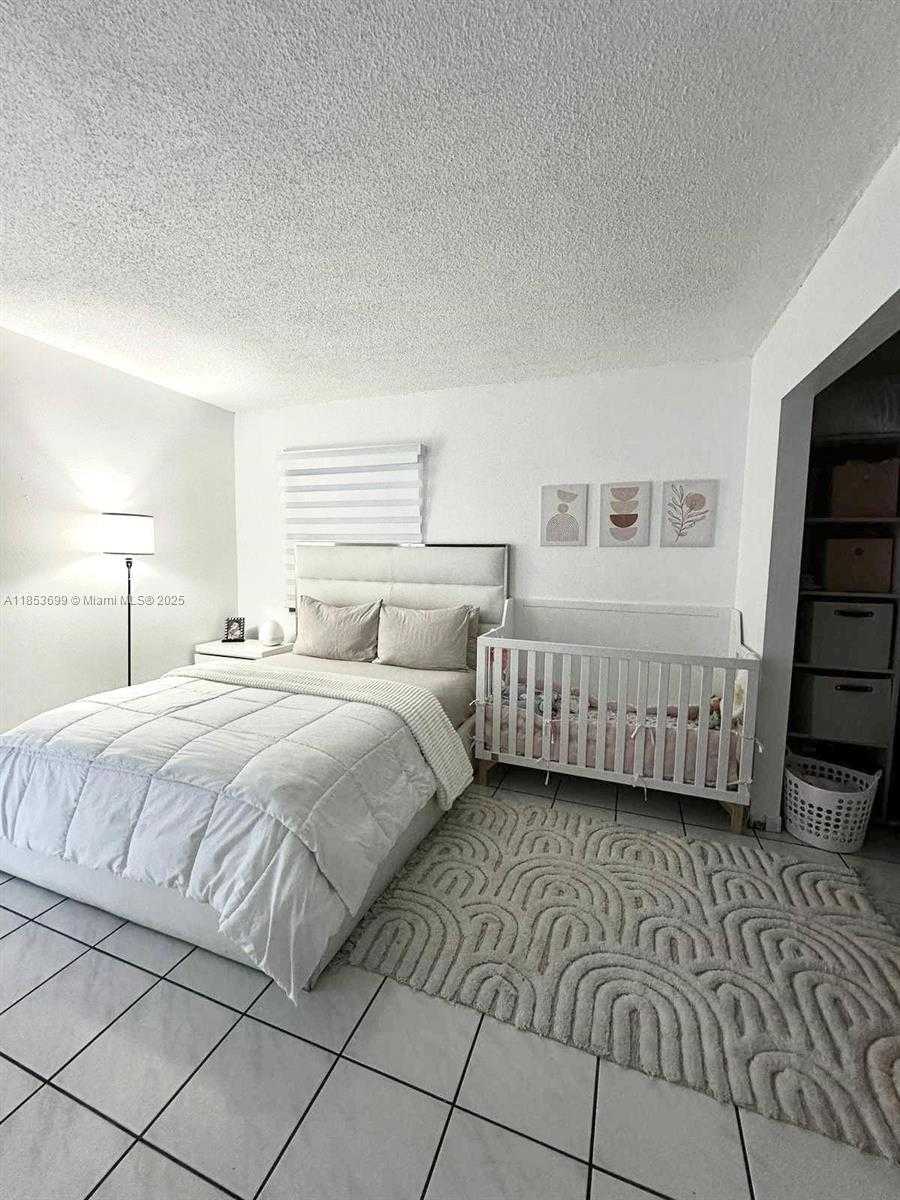 Small Image of 1750 WEST 46TH ST #535, Hialeah Number 17