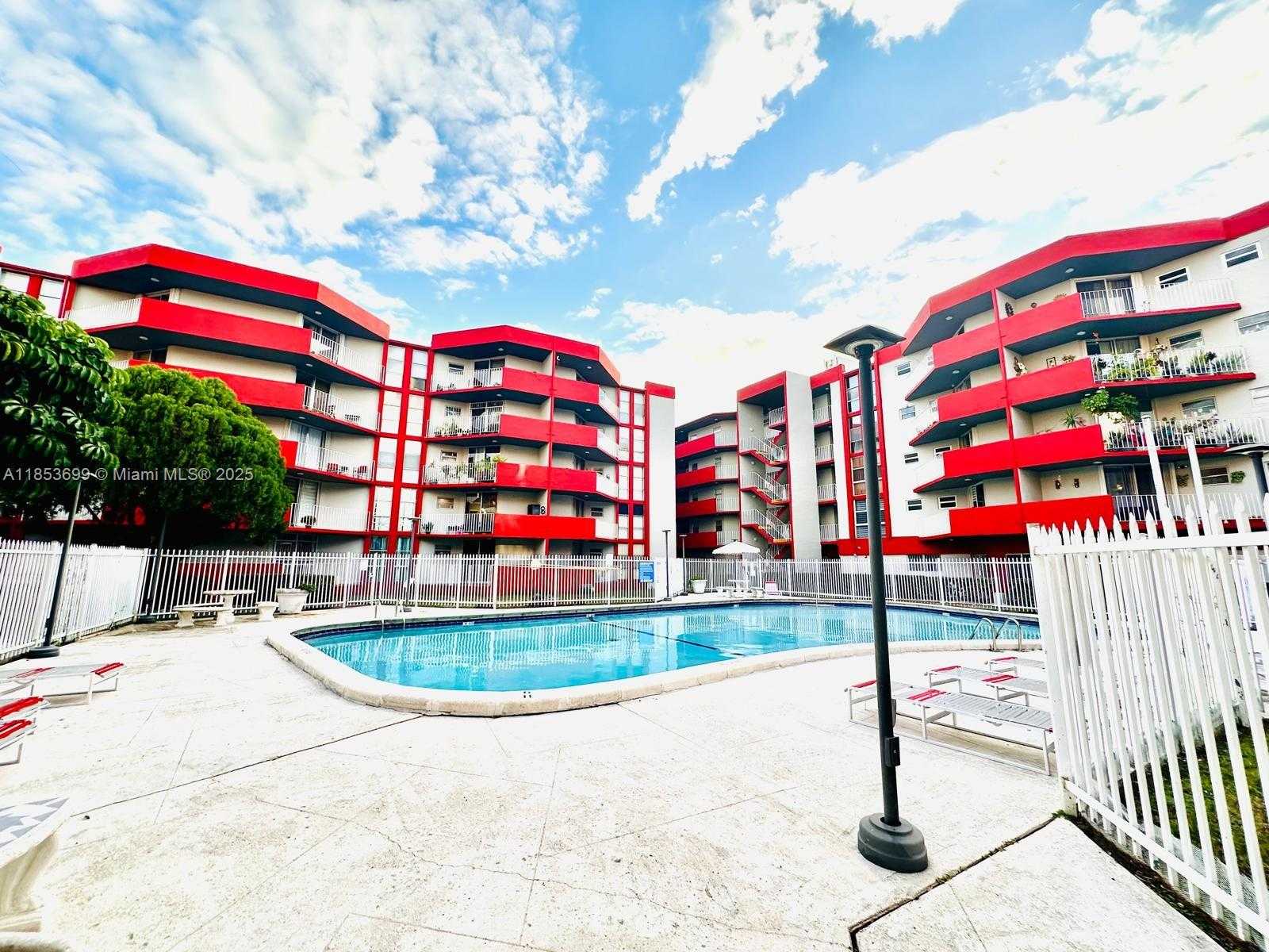 Small Image of 1750 WEST 46TH ST #535, Hialeah Number 24
