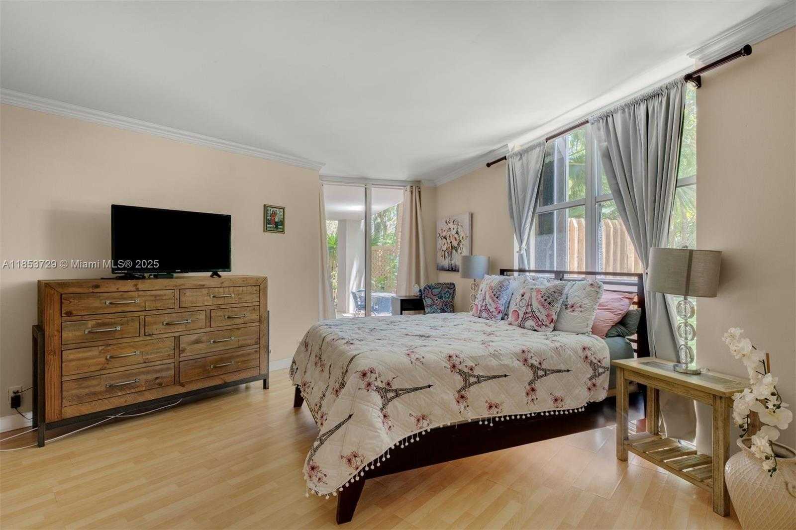 Small Image of 2000 TOWERSIDE TER #308, Miami Number 14
