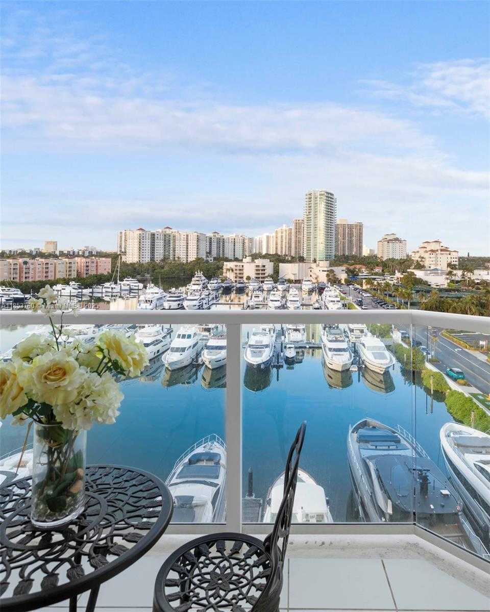Small Image of 19500 TURNBERRY WAY #7A, Aventura Number 14