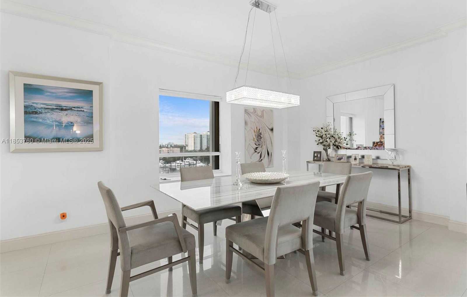 Small Image of 19500 TURNBERRY WAY #7A, Aventura Number 17