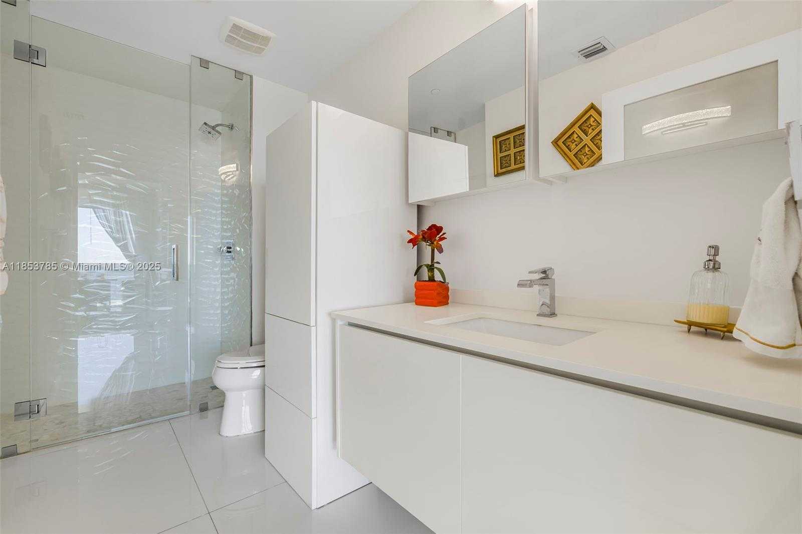 Small Image of 600 NORTH EAST 27TH ST #2603, Miami Number 32