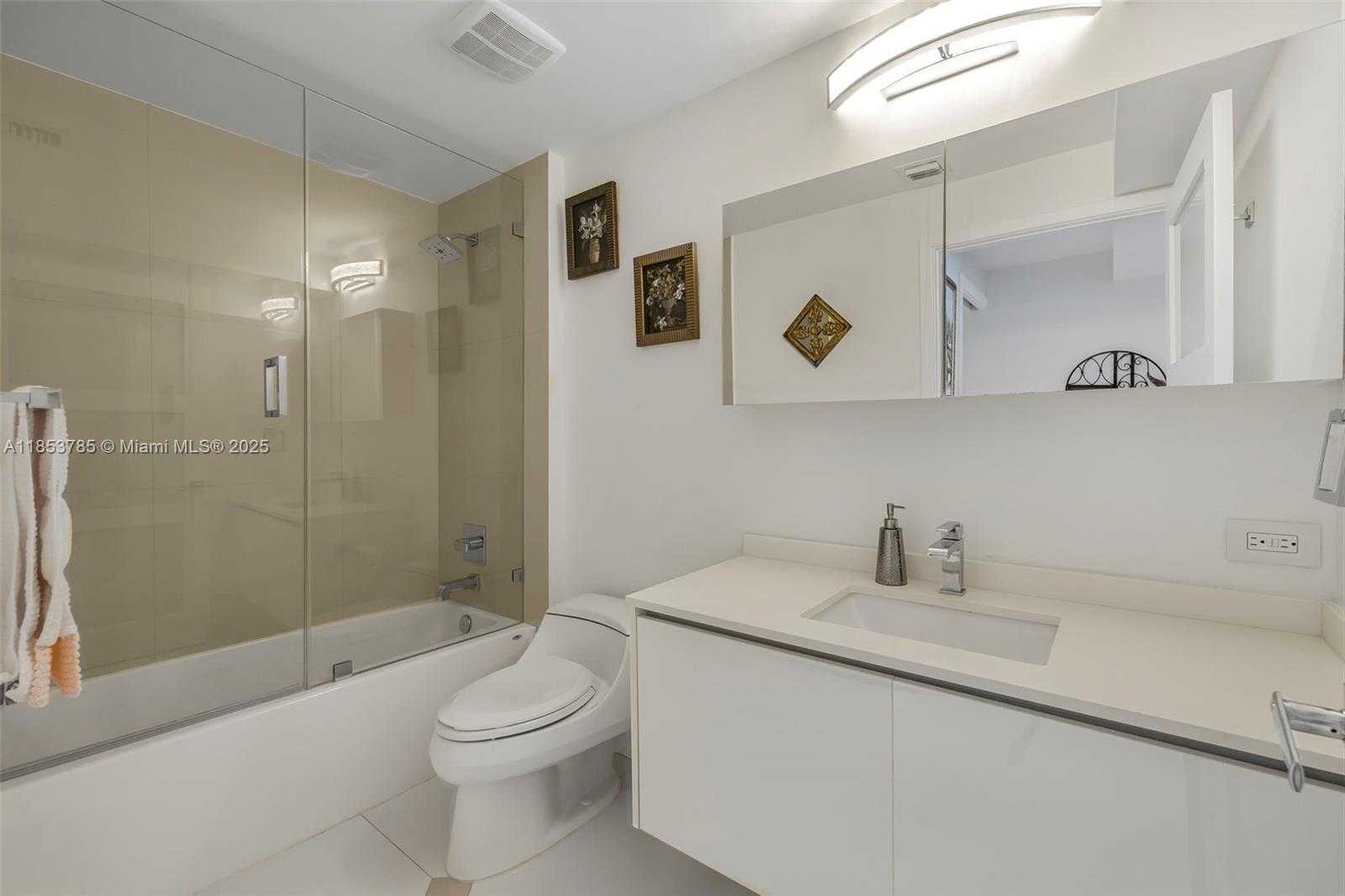 Small Image of 600 NORTH EAST 27TH ST #2603, Miami Number 35