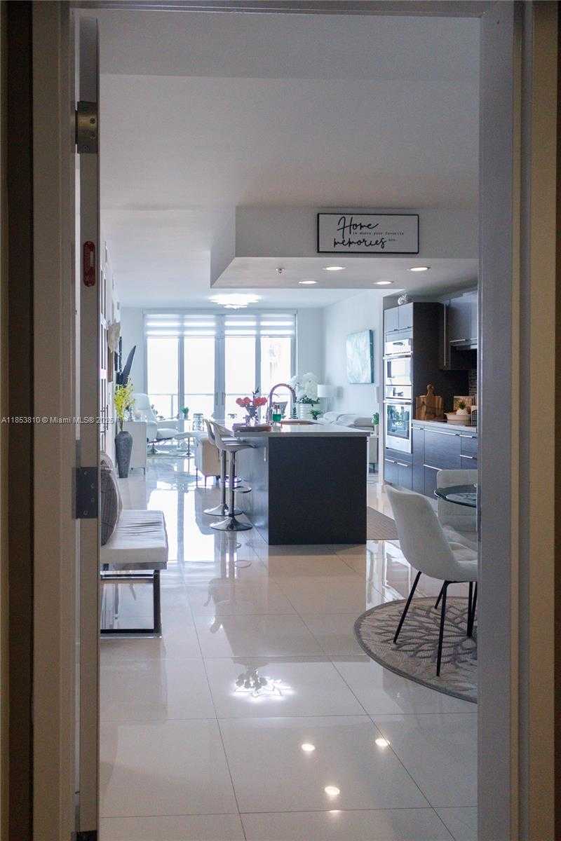 Small Image of 7825 NORTH WEST 107TH AVE #717, Doral Number 11