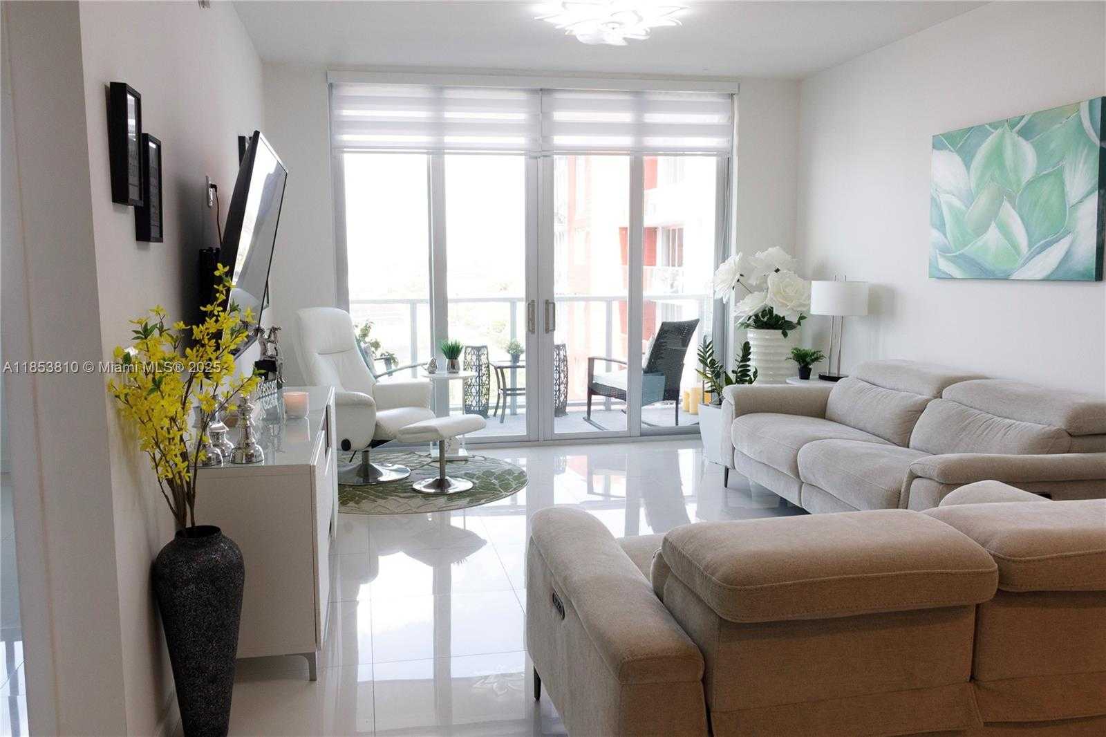 Small Image of 7825 NORTH WEST 107TH AVE #717, Doral Number 3