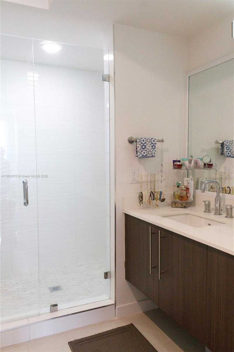 Small Image of 7825 NORTH WEST 107TH AVE #717, Doral Number 36