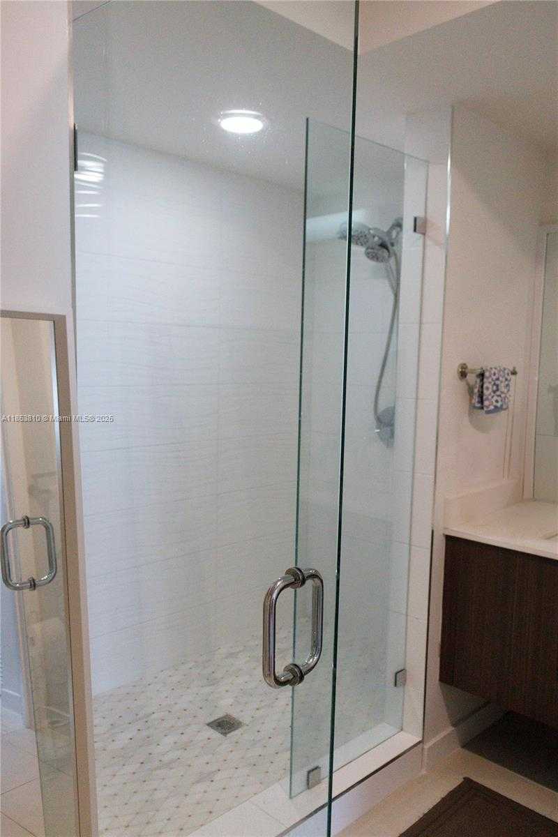 Small Image of 7825 NORTH WEST 107TH AVE #717, Doral Number 46